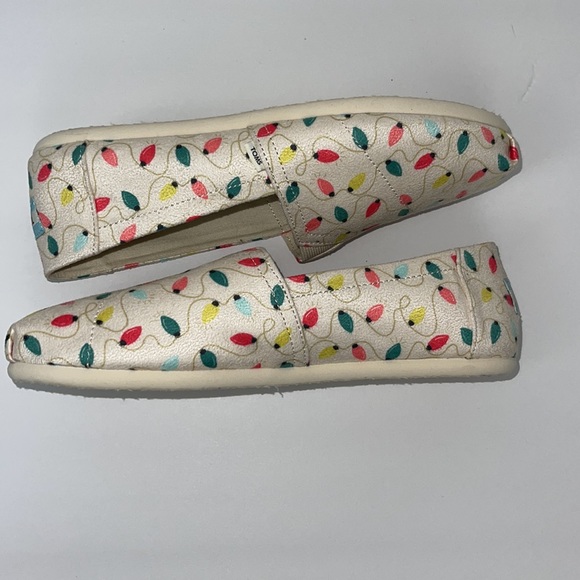 Toms Christmas lights flats - Picture 5 of 6